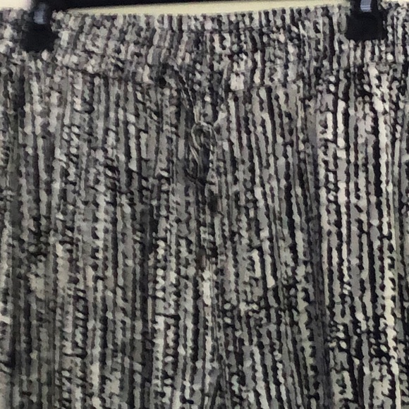 Pants - Picture 3 of 3